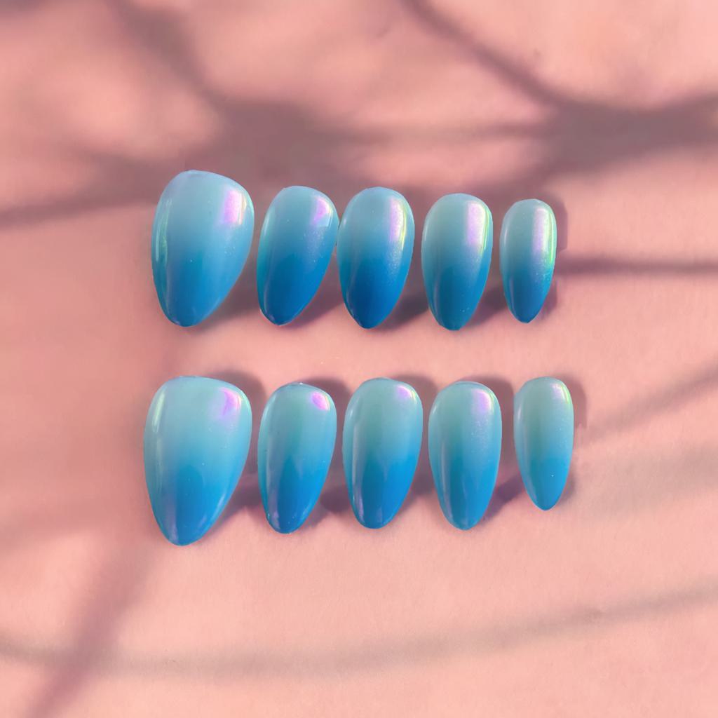 Arctic Frost – Chrome Ombre